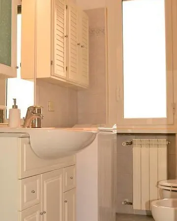 2 Bedroom Flat Centre Apartamento